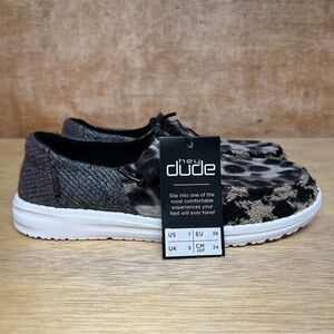 Hey Dude Wendy Patchwork Slip-On Women’s Size 7 Shoes Gray White Comfort Casual